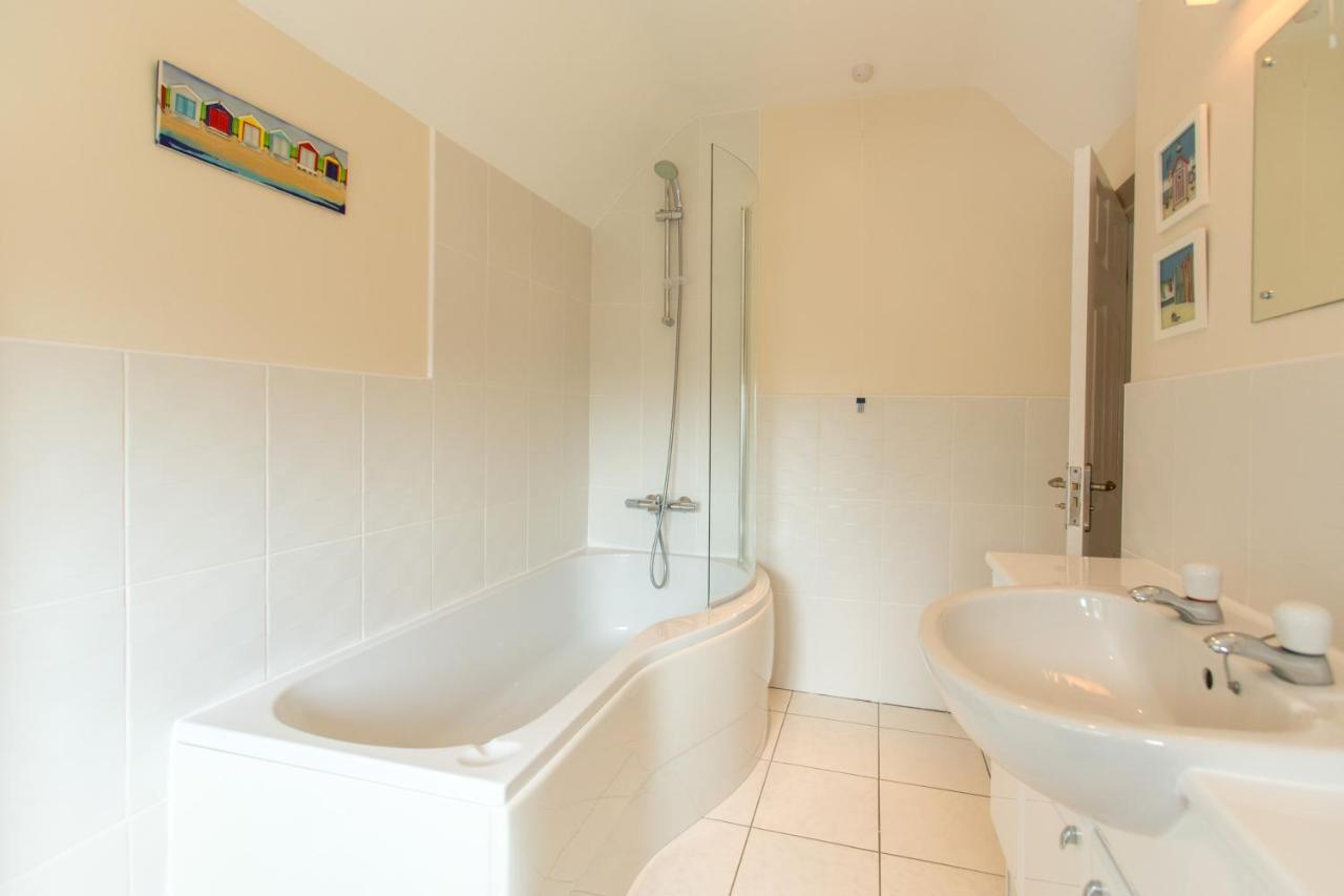 18 Pilgrim'S Way Villa Торпнес Екстериор снимка